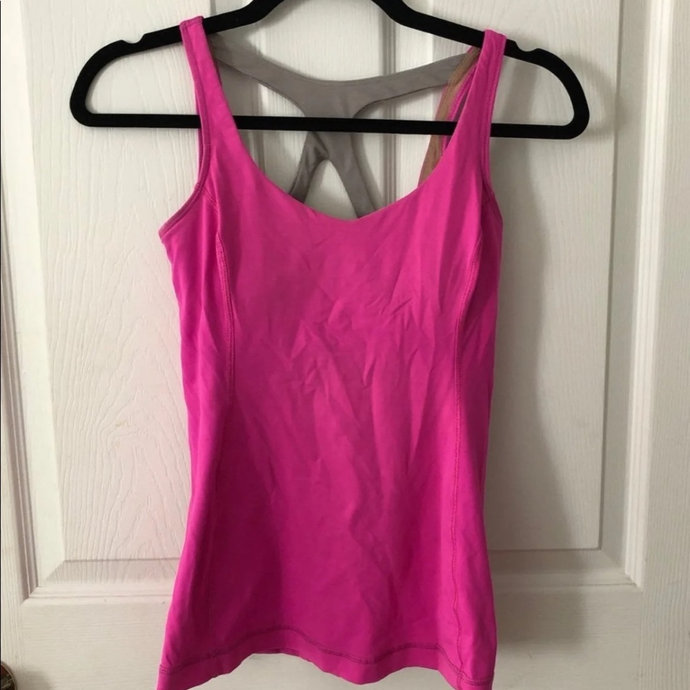 Lulu Lemon top